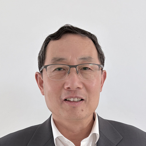 Weiguo Huang